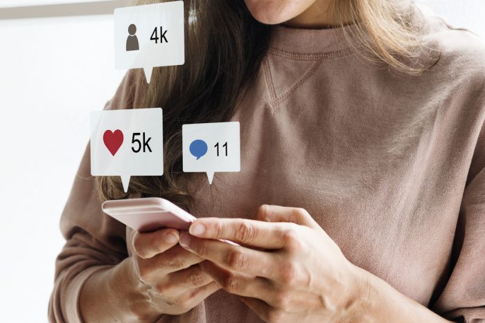 Las redes sociales frente al espejo